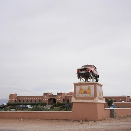 Hotel Meteorites Boulaajoul Zeïda Exterior foto
