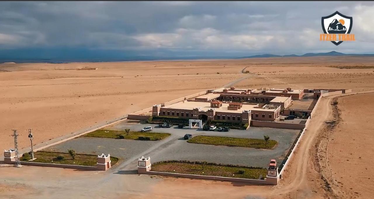 Hotel Meteorites Boulaajoul Zeïda Exterior foto